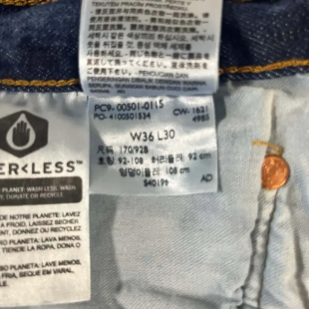 Levi's 501 Original Fit Straight Leg Dark Wash Denim Jeans Button Fly 36x30(29)